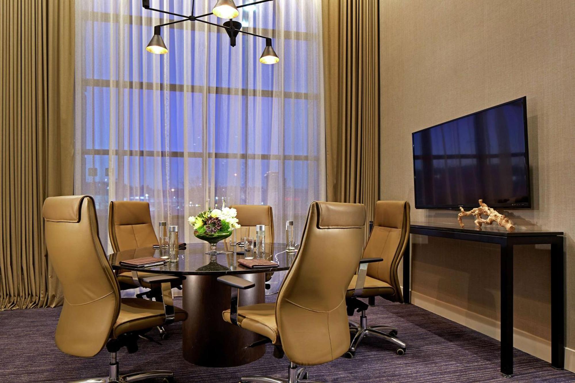 Hilton San Diego Mission Valley Bagian luar foto