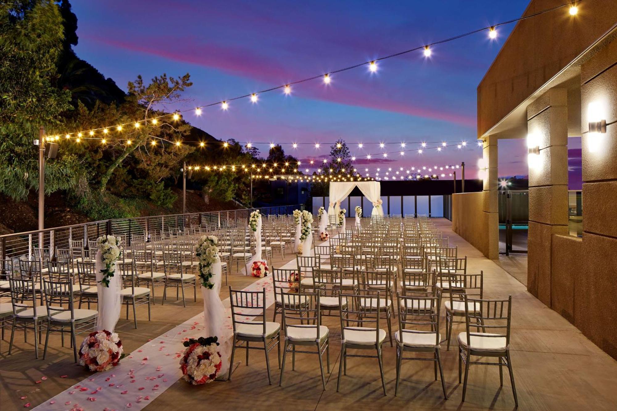 Hilton San Diego Mission Valley Bagian luar foto